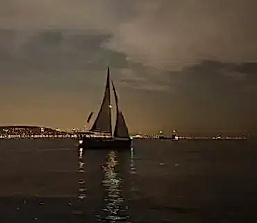 https://kumesarkasi.shop/wp-content/uploads/2025/12/gece-seyri-cover.jpg